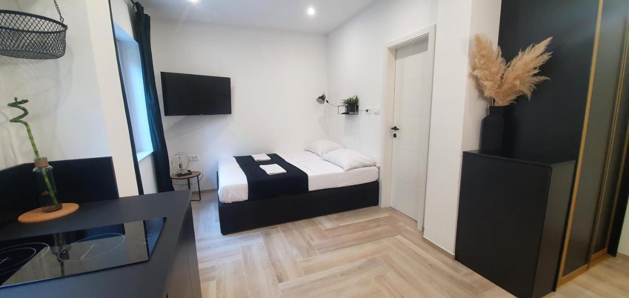 Balance Apartments Koper Bagian luar foto