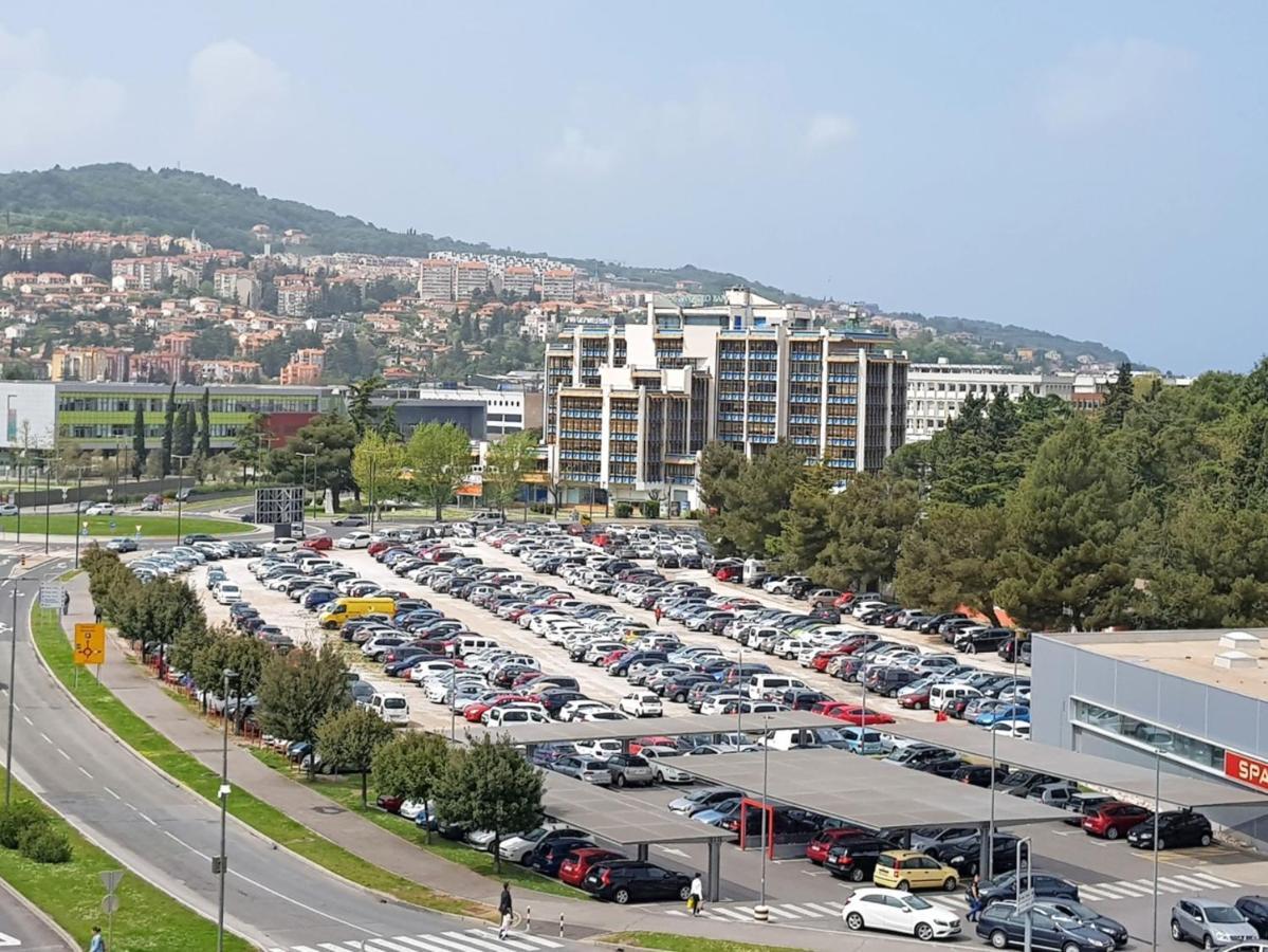 Balance Apartments Koper Bagian luar foto